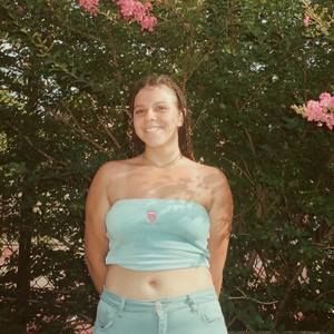 Meet your Posher, Noelia